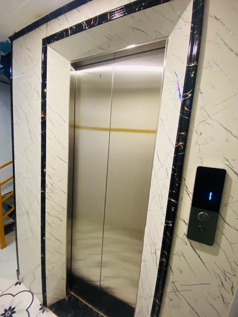 BÁN NHÀ 6 TẦNG, 42M2, PHỐ MINH KHAI, HAI BÀ TRƯNG - GIÁ 9 TỶ - SỔ ĐỎ CHÍNH CHỦ - Ảnh chính